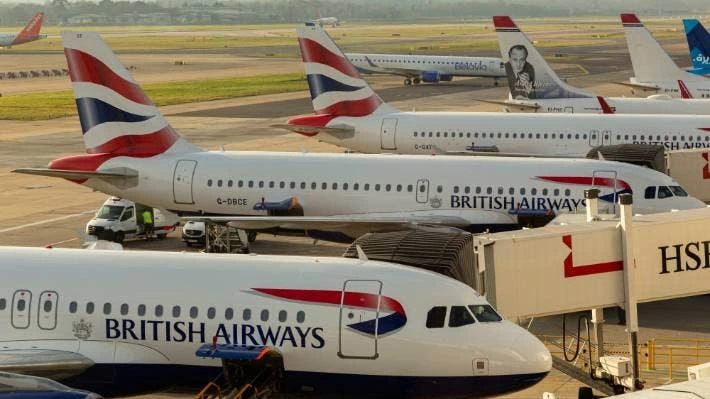 Gatwick Airport Transfers-Airport Taxi Cambereley